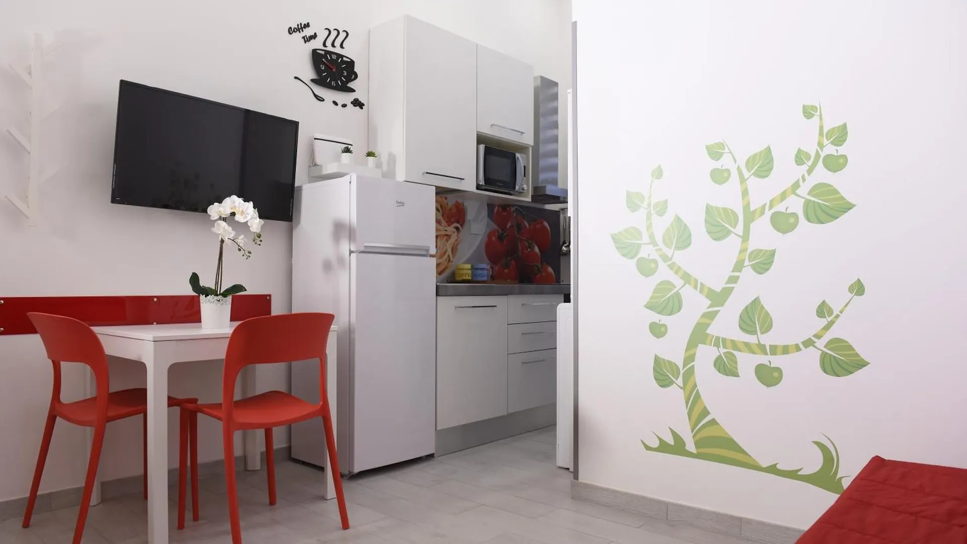 Apartment Nido Di Roma Suite, Jacuzzi King Size, Metro C Italy